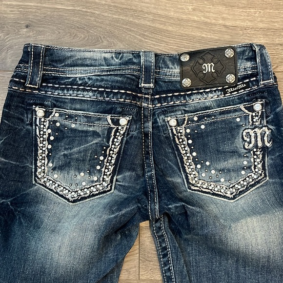Miss Me Women’s Jeans - Picture 3 of 3